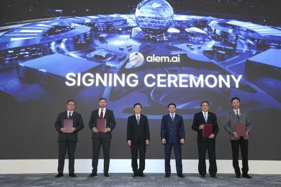 Cyberport Chairman Joined CE's Business Delegation to Kazakhstan and Uzbekistan