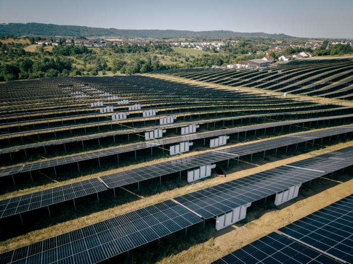 The Heart of Engineering Meets the Future of Energy: Sigenergy Showcases AI-Powered Utility-Scale Energy Storage with SigenStack DC-Coupled PV Project in Stuttgart