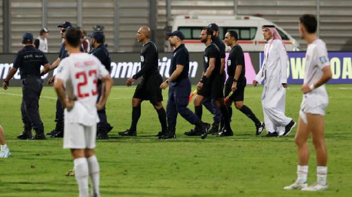 Wasit Kontroversi? Keputusan Wasit Ahmed Al Kaf di Laga Bahrain vs Indonesia Jadi Kontroversi, Ini Aturan FIFA soal Injury Time